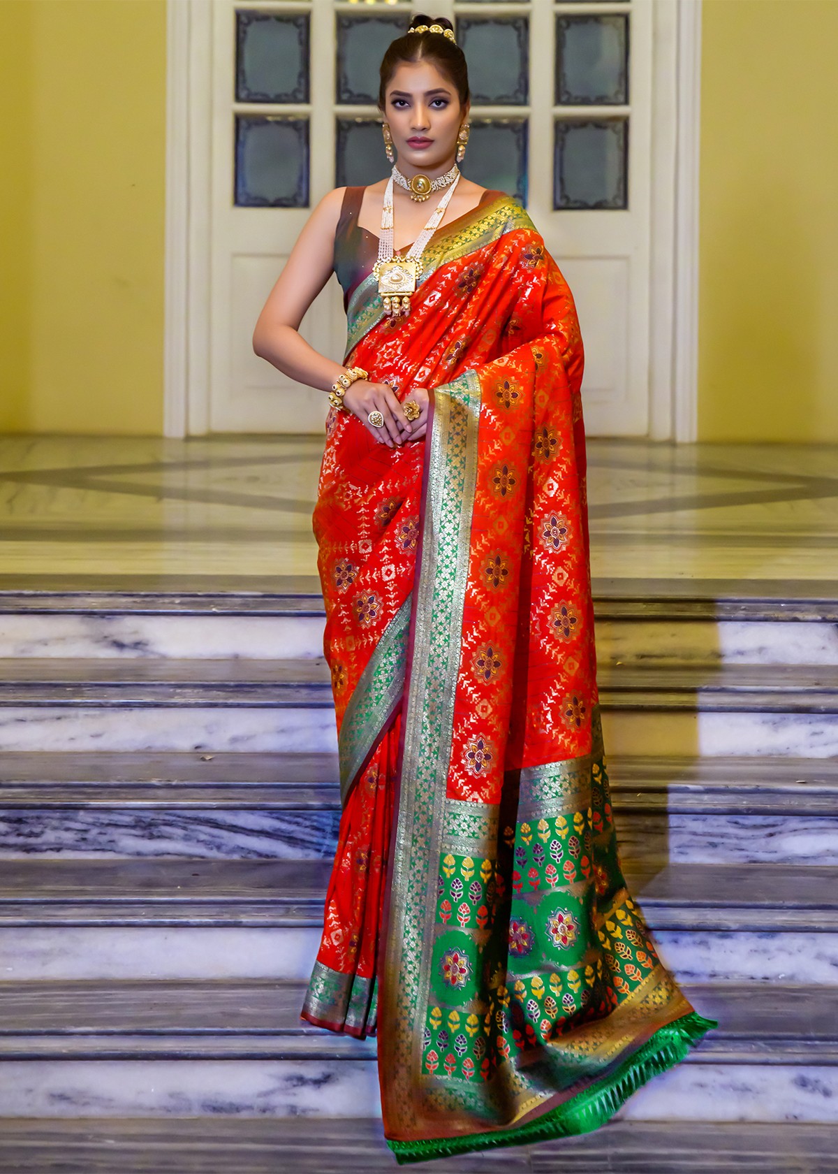 bridal-red-patola-silk-saree-urban-womania